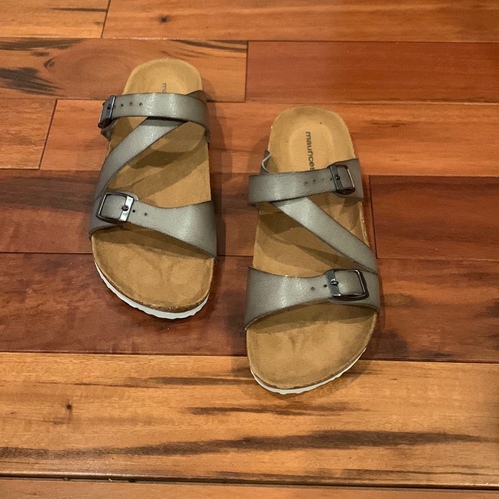 Grey, brown, and white size 6 womens cute sandals